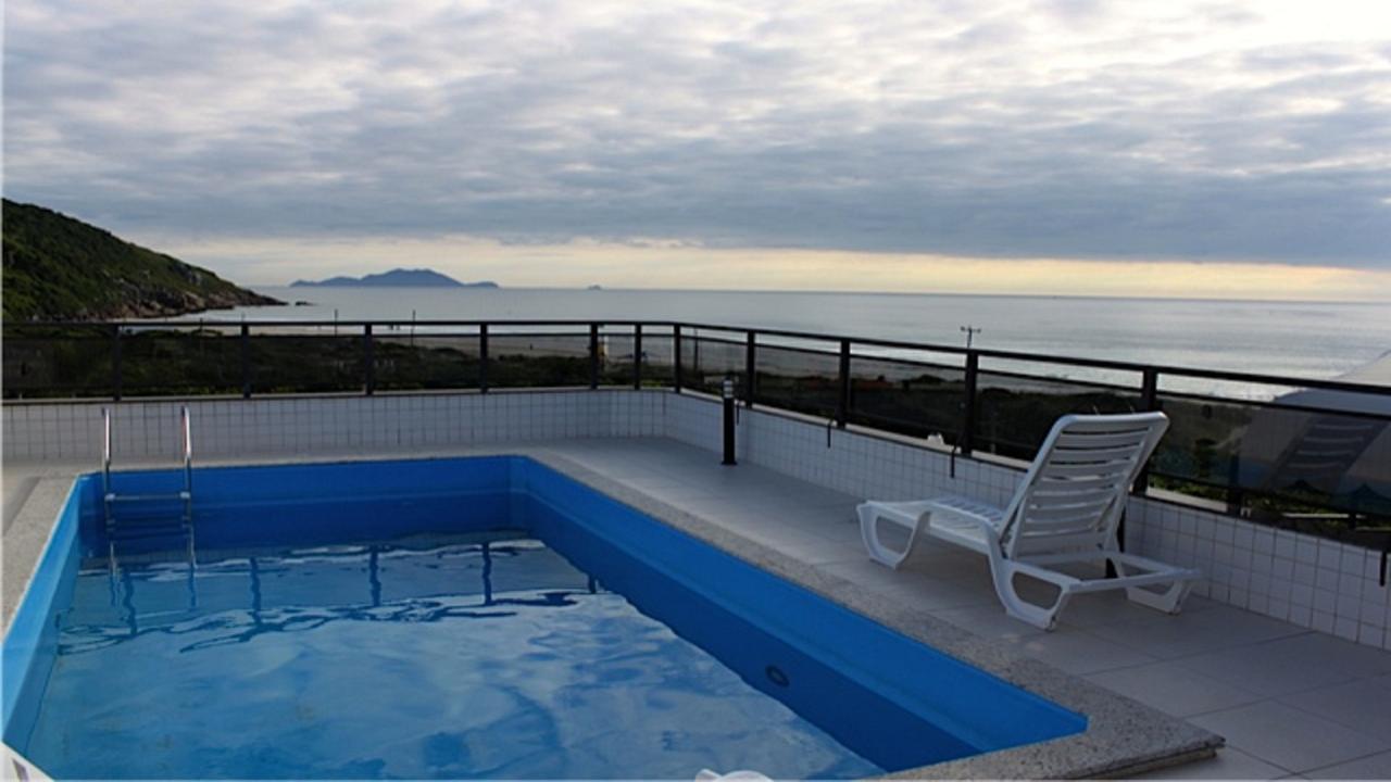 Linda Cobertura Frente Mar Com Piscina Privativa E Pe Na Areia! Apartment ฟลอเรียนอโปลิส ภายนอก รูปภาพ
